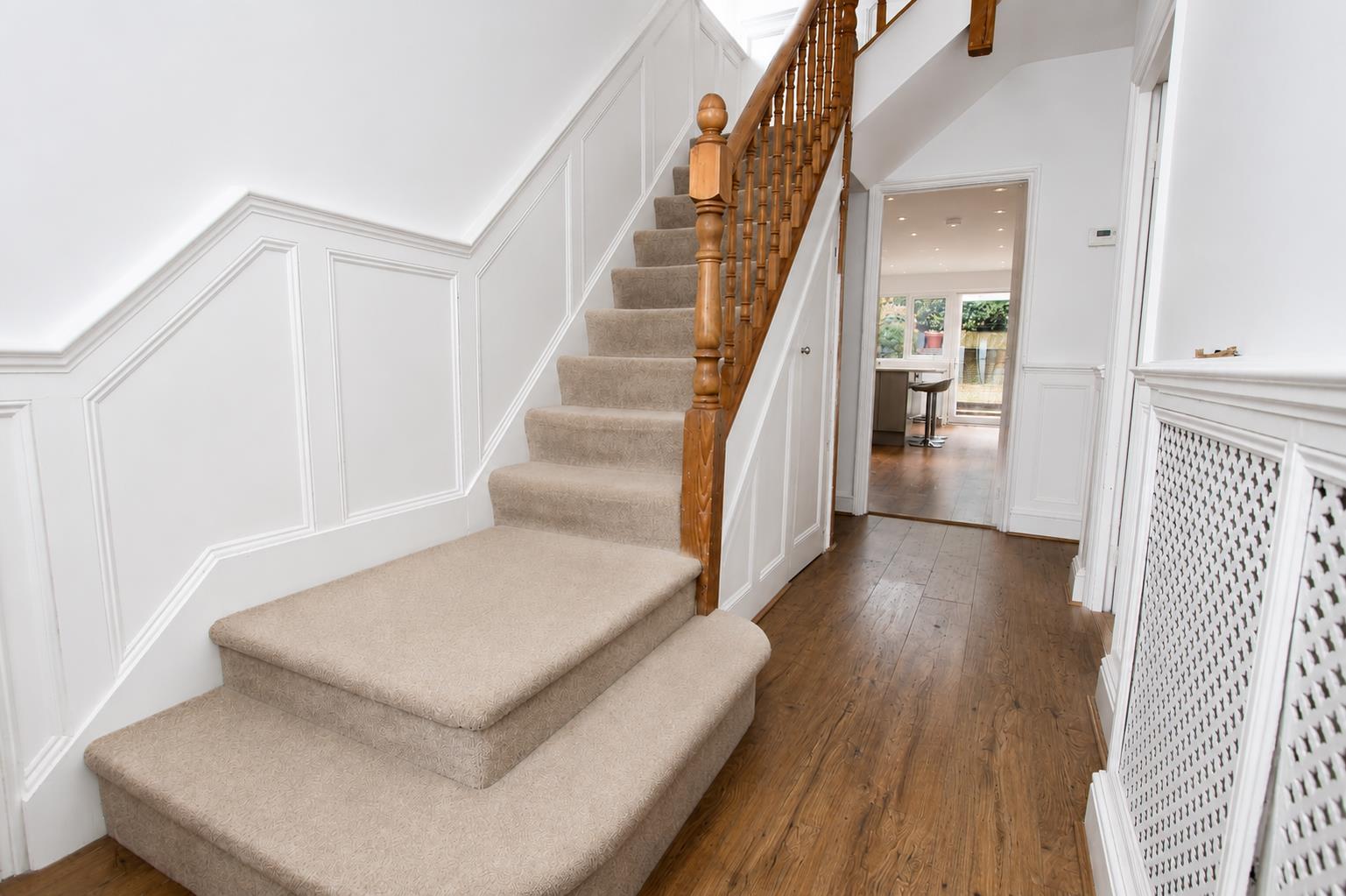 Hindhead Way, Wallington